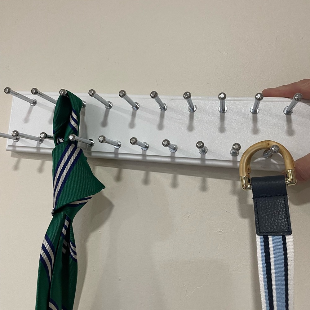 Accessories pull out rack - New